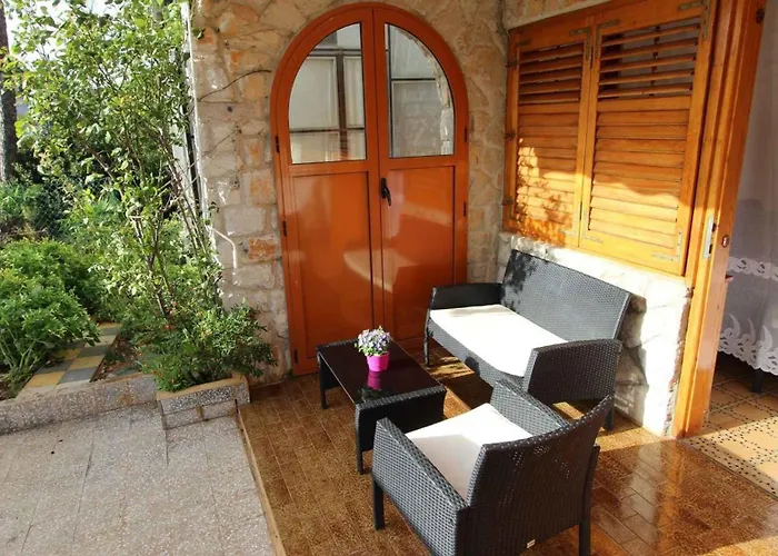 In 40 Apartman Malinska