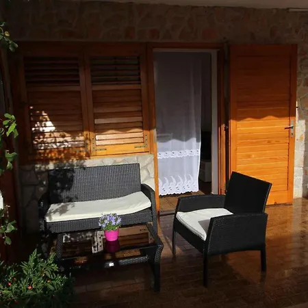 Apartment In 40